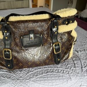 Louis Vuitton Brown and Cream Shearling Thunder Bag